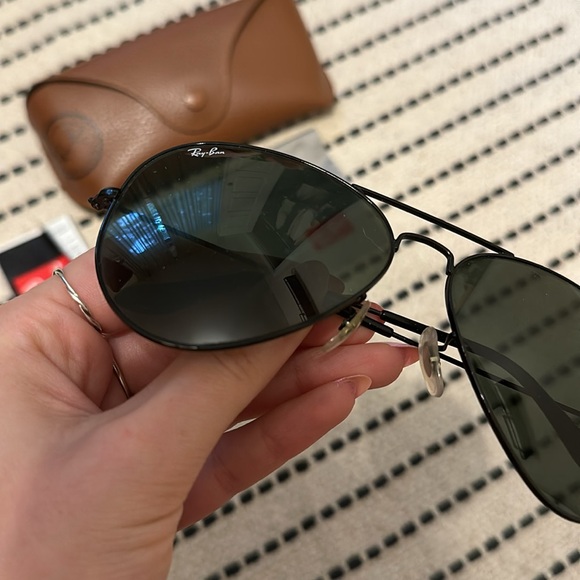 Ray-Ban Unisex Large Aviator Black Sunglasses - Picture 4 of 7